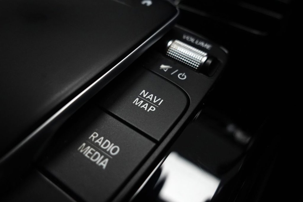 Used Mercedes-Benz A-Class 2021 for sale - 76333938: Photo 41