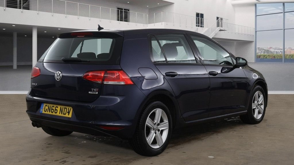 Used Volkswagen Golf 2016 for sale - 77369901: Photo 6