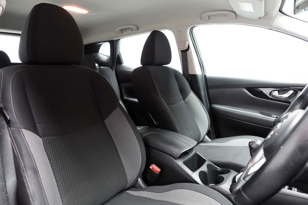 Used Nissan Qashqai 2019 for sale - 76698585: Photo 2