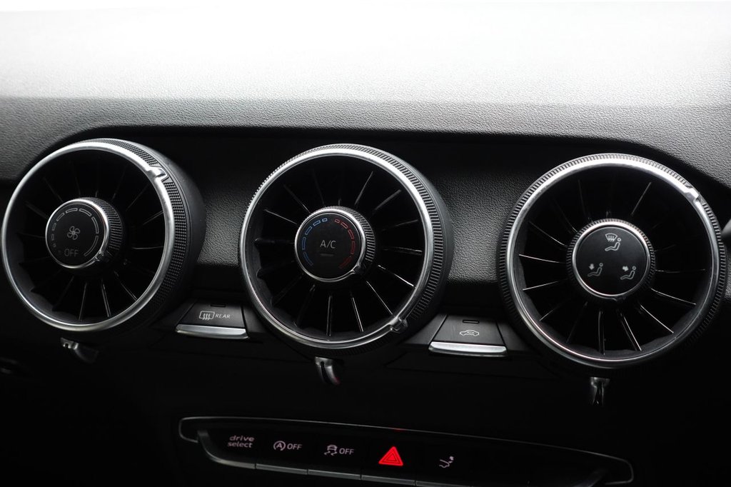 Used Audi TT 2017 for sale - 76642355: Photo 44