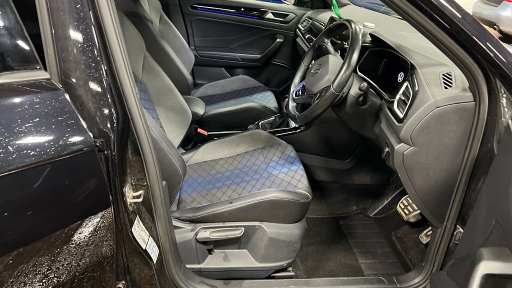 Used Volkswagen T-Roc 2022 for sale - 77037831: Photo 2