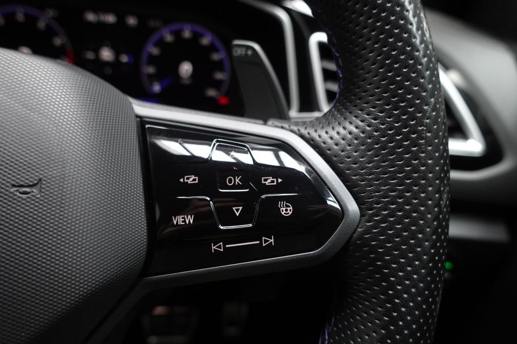 Used Volkswagen T-Roc 2022 for sale - 77037831: Photo 50