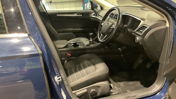 Used Ford Mondeo 2020 for sale - 76224003: Photo 2