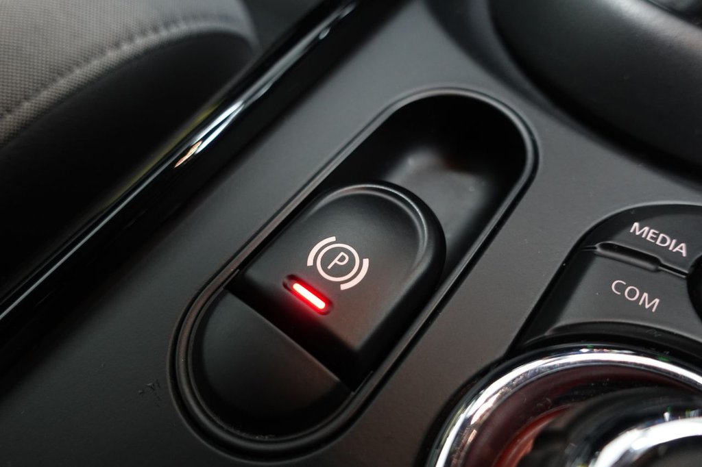 Used MINI Clubman 2019 for sale - 77200176: Photo 42