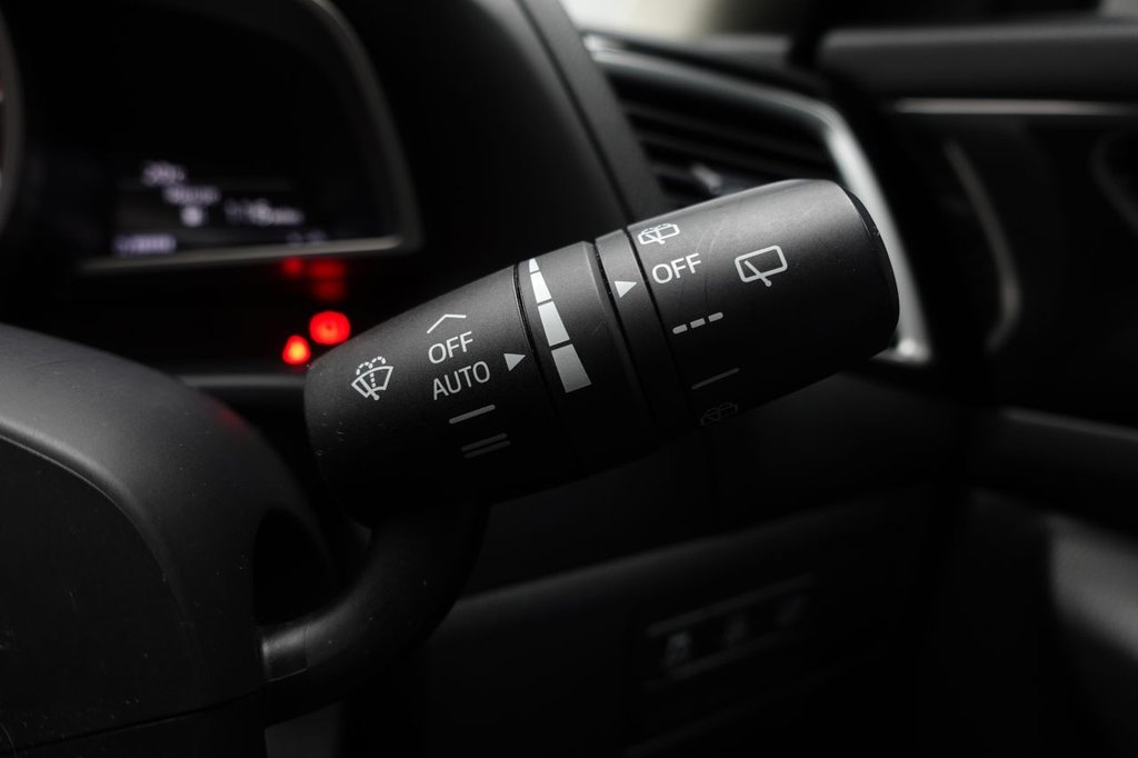 Used Mazda Mazda3 2016 for sale - 76740280: Photo 36