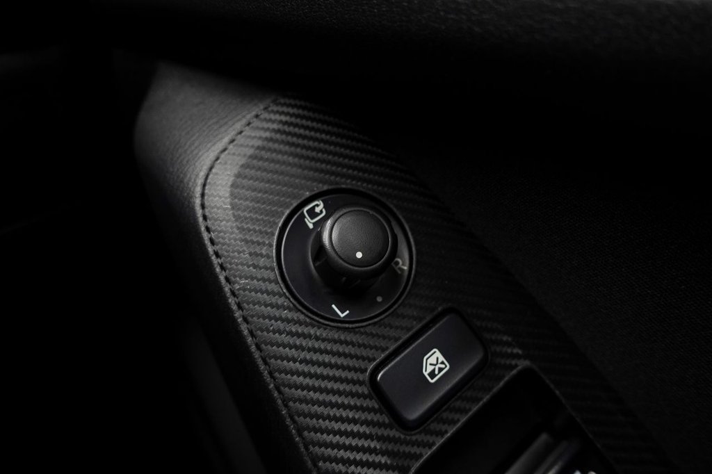 Used Mazda Mazda3 2016 for sale - 76740280: Photo 39