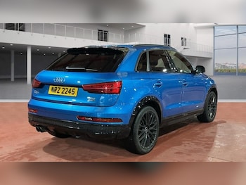 Used Audi Q3 2017 for sale - 77464000: Photo