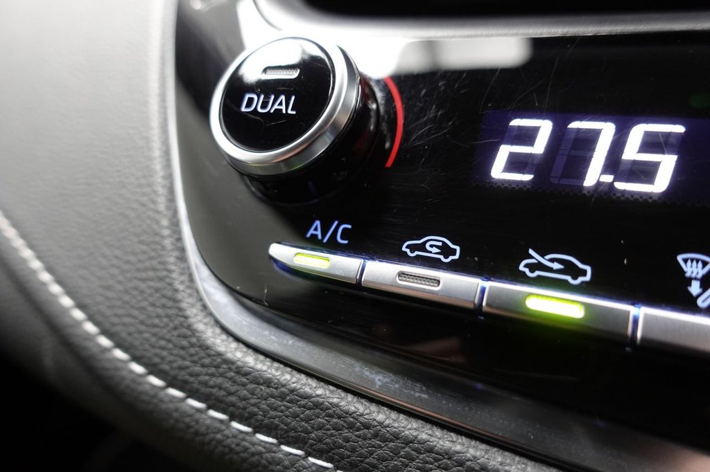 Used Toyota Corolla 2020 for sale - 77072499: Photo 29