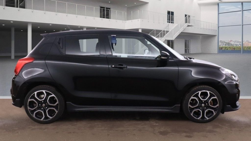 Used Suzuki Swift 2022 for sale - 77080363: Photo 10