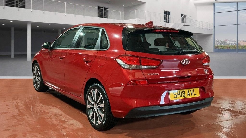 Used Hyundai i30 2018 for sale - 77427873: Photo 4