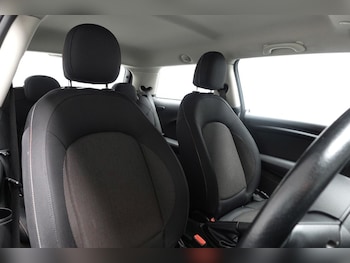 Used MINI Hatch 2017 for sale - 76848090: Photo