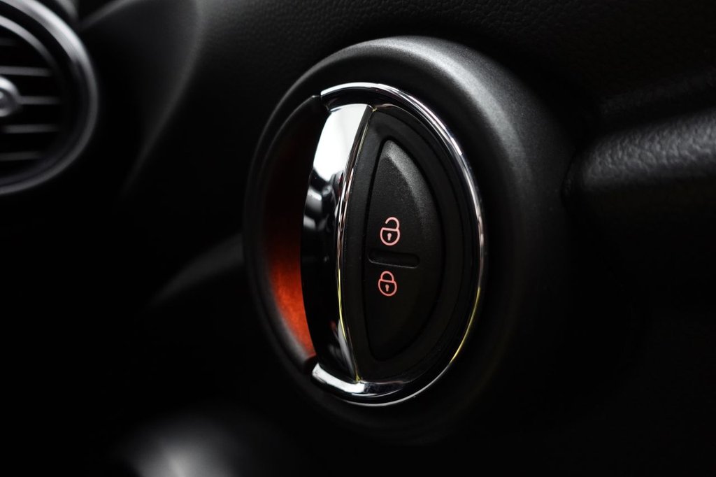 Used MINI Hatch 2017 for sale - 76848090: Photo 33