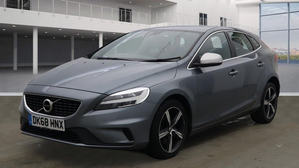 Used Volvo V40 2018 for sale - 77341896: Photo 3