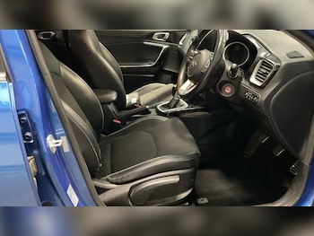 Used Kia Ceed 2019 for sale - 76496564: Photo