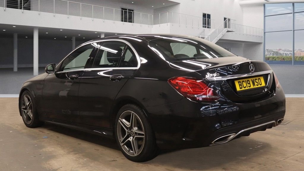 Used Mercedes-Benz C Class 2019 for sale - 78082611: Photo 4