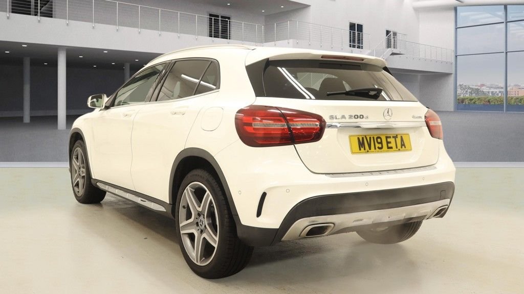 Used Mercedes-Benz GLA 2019 for sale - 77369879: Photo 3