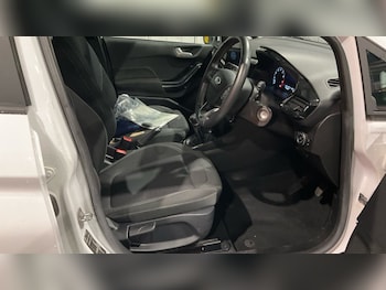 Used Ford Fiesta 2019 for sale - 77080245: Photo