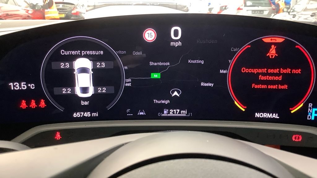 Used Porsche Taycan 2021 for sale - 78111141: Photo 2