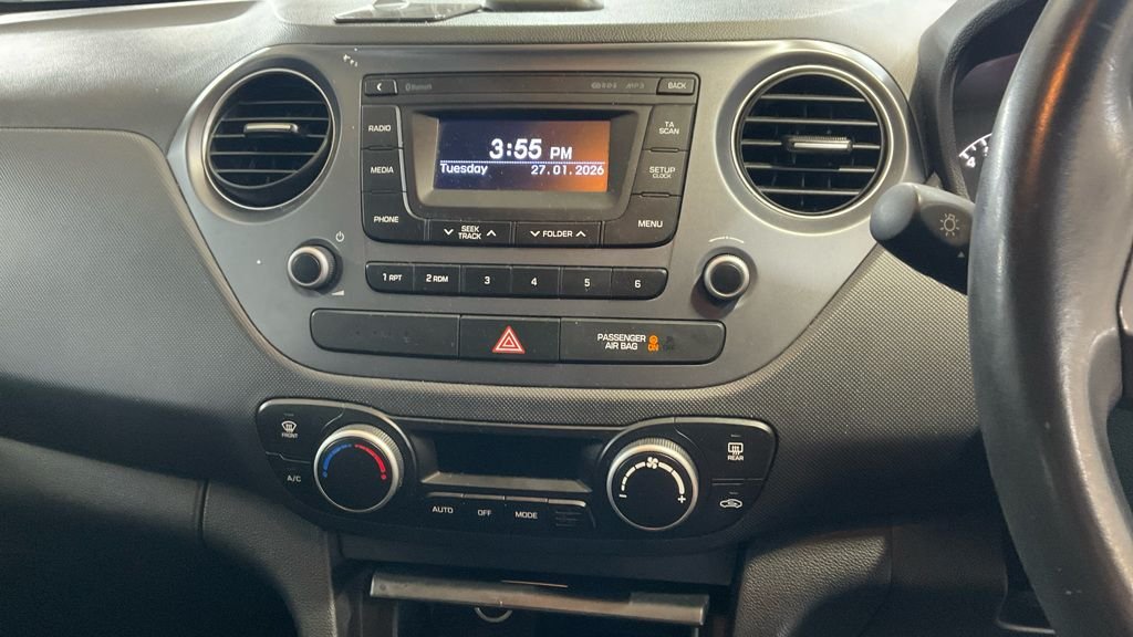 Used Hyundai i10 2018 for sale - 77384190: Photo 2