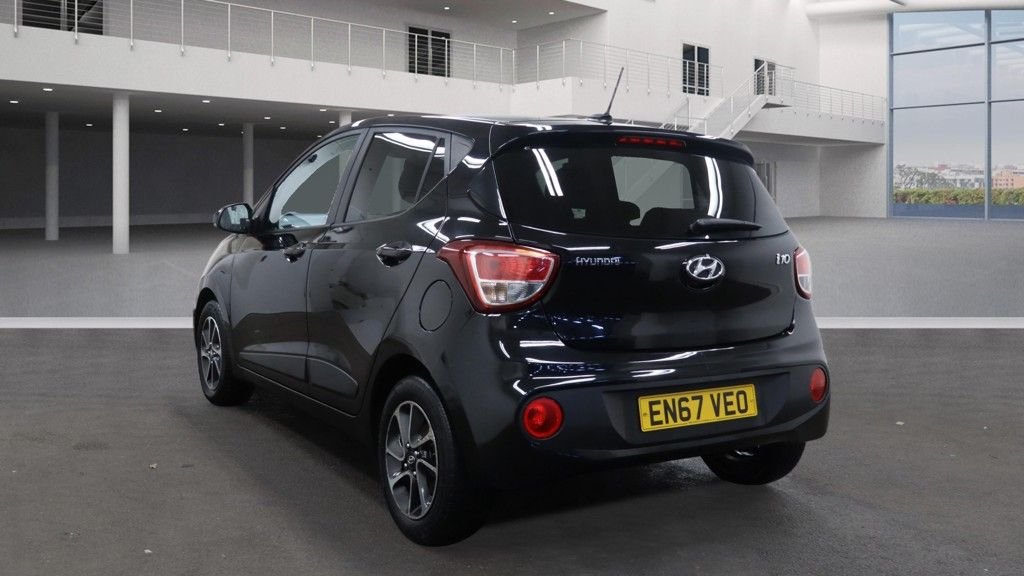 Used Hyundai i10 2018 for sale - 77384190: Photo 4