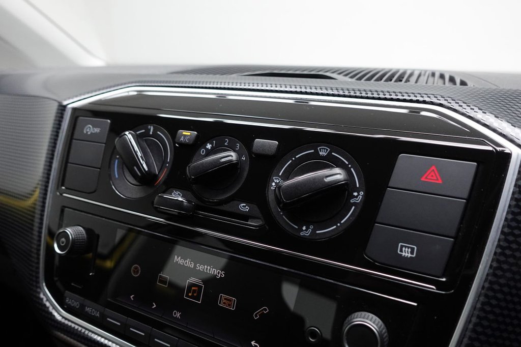 Used Volkswagen up! 2017 for sale - 76323305: Photo 29