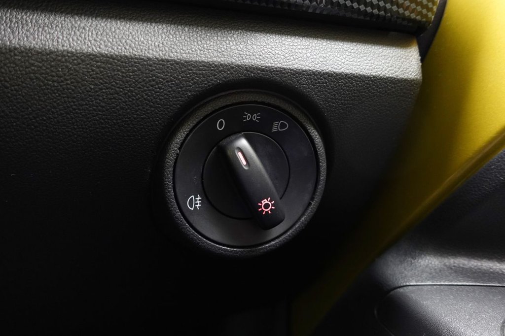 Used Volkswagen up! 2017 for sale - 76323305: Photo 39