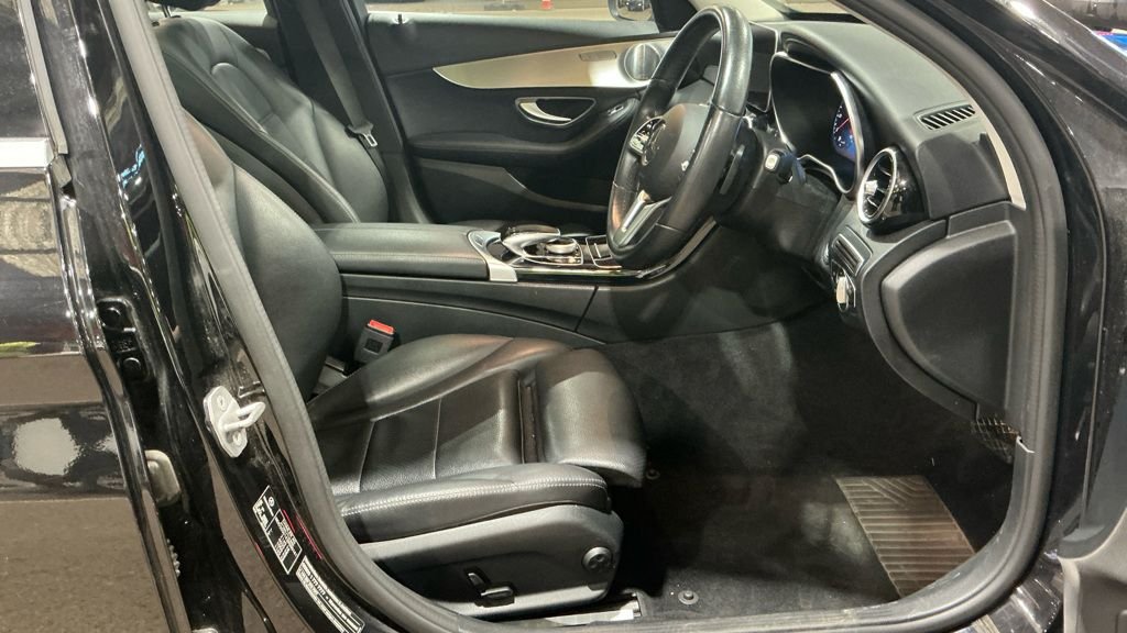 Used Mercedes-Benz C Class 2019 for sale - 77080254: Photo 2
