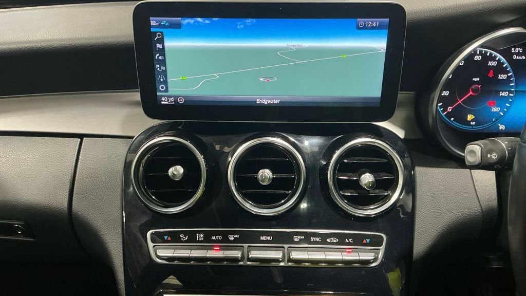 Used Mercedes-Benz C Class 2019 for sale - 77080254: Photo 3