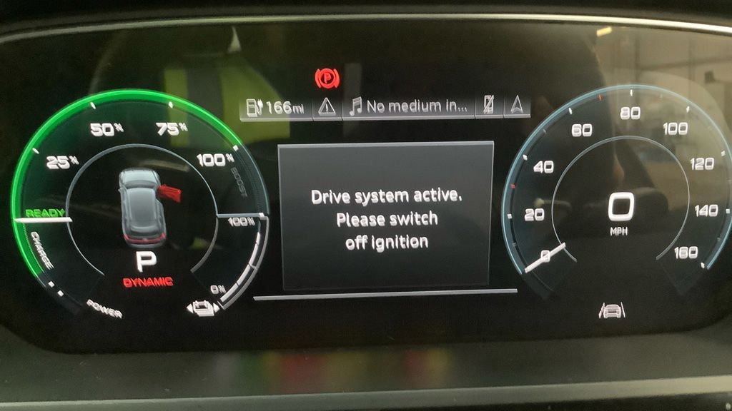 Used Audi e-tron 2021 for sale - 76570543: Photo 14