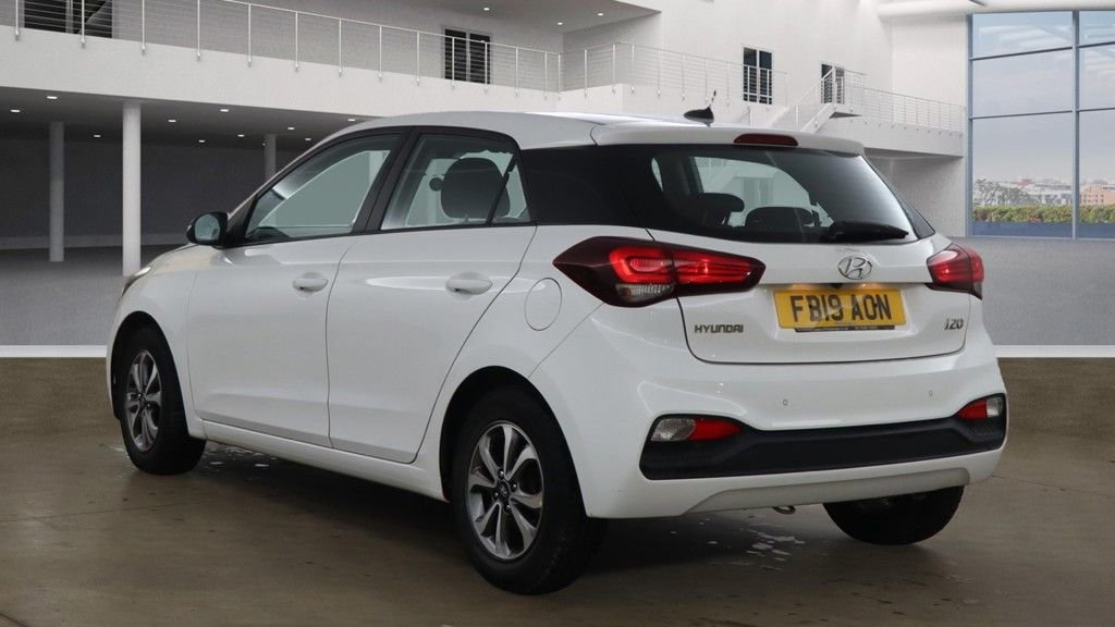 Used Hyundai i20 2019 for sale - 76547038: Photo 5
