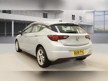 Used Vauxhall Astra 2018 for sale - 77880239: Photo