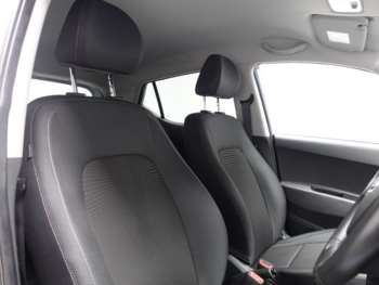 Used Hyundai i10 2019 for sale - 74332012: Photo