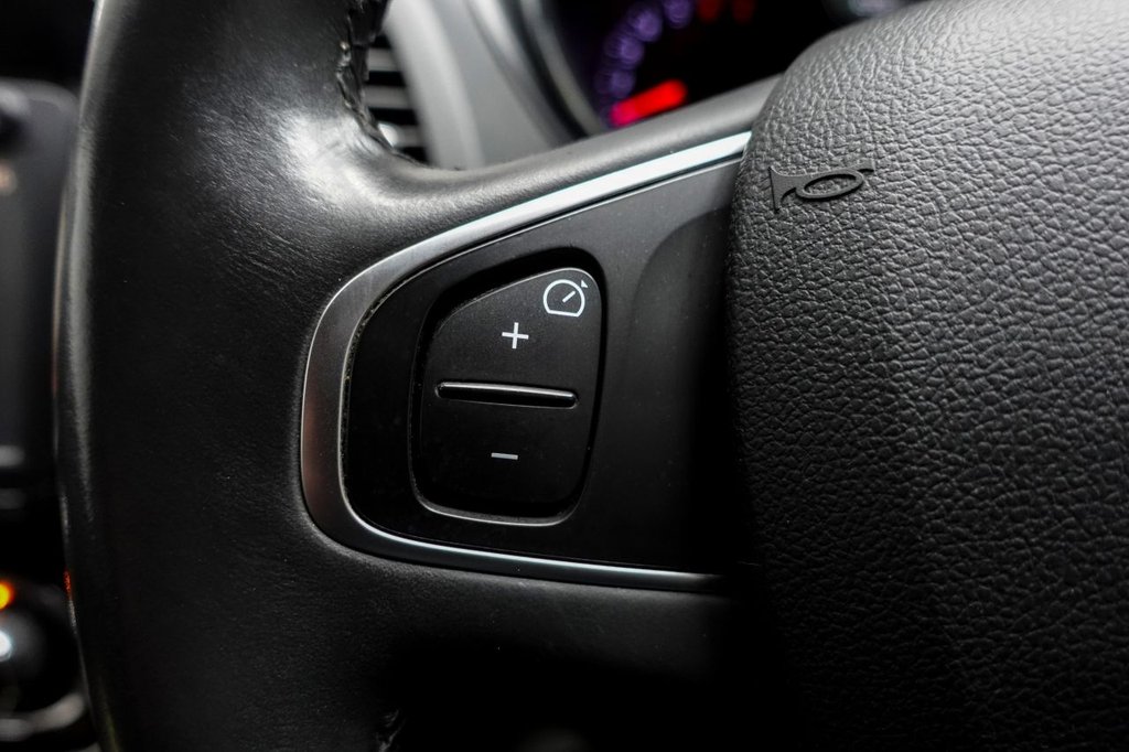 Used Renault Captur 2016 for sale - 77065066: Photo 21