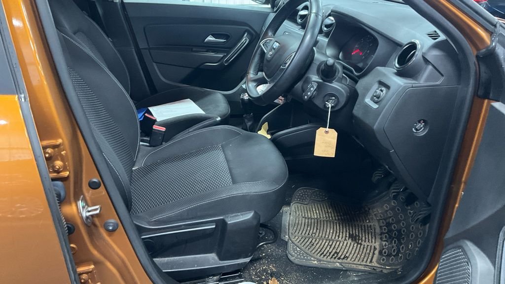 Used Dacia Duster 2019 for sale - 77037857: Photo 2