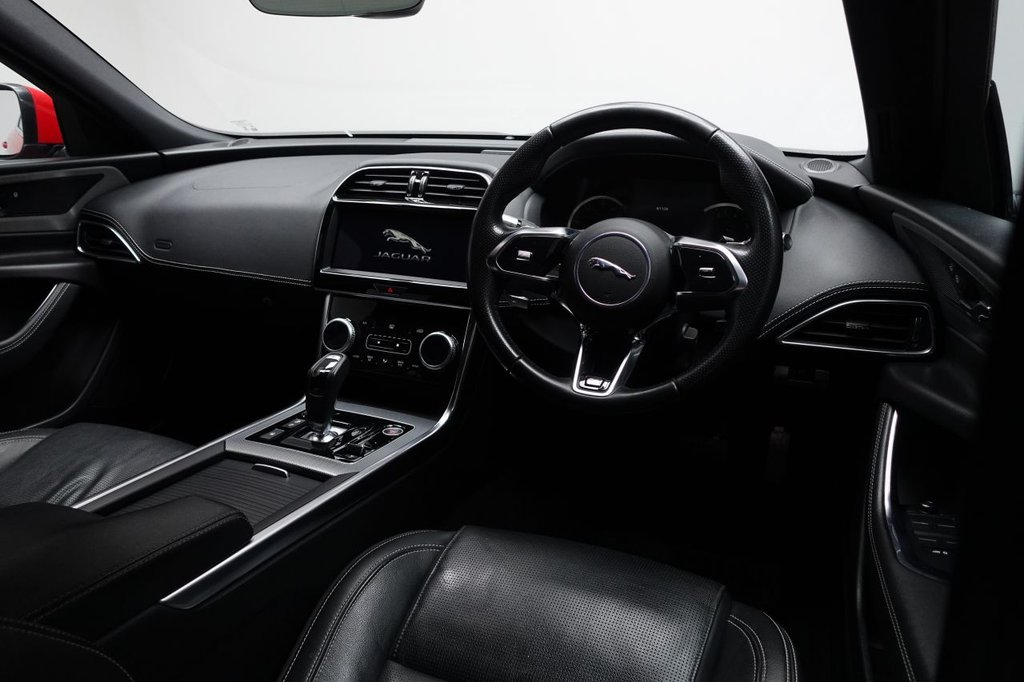 Used Jaguar XE 2019 for sale - 76685868: Photo 21