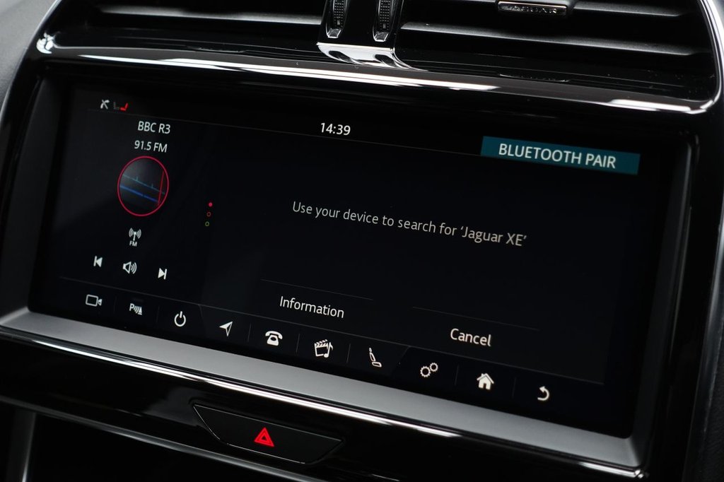 Used Jaguar XE 2019 for sale - 76685868: Photo 32