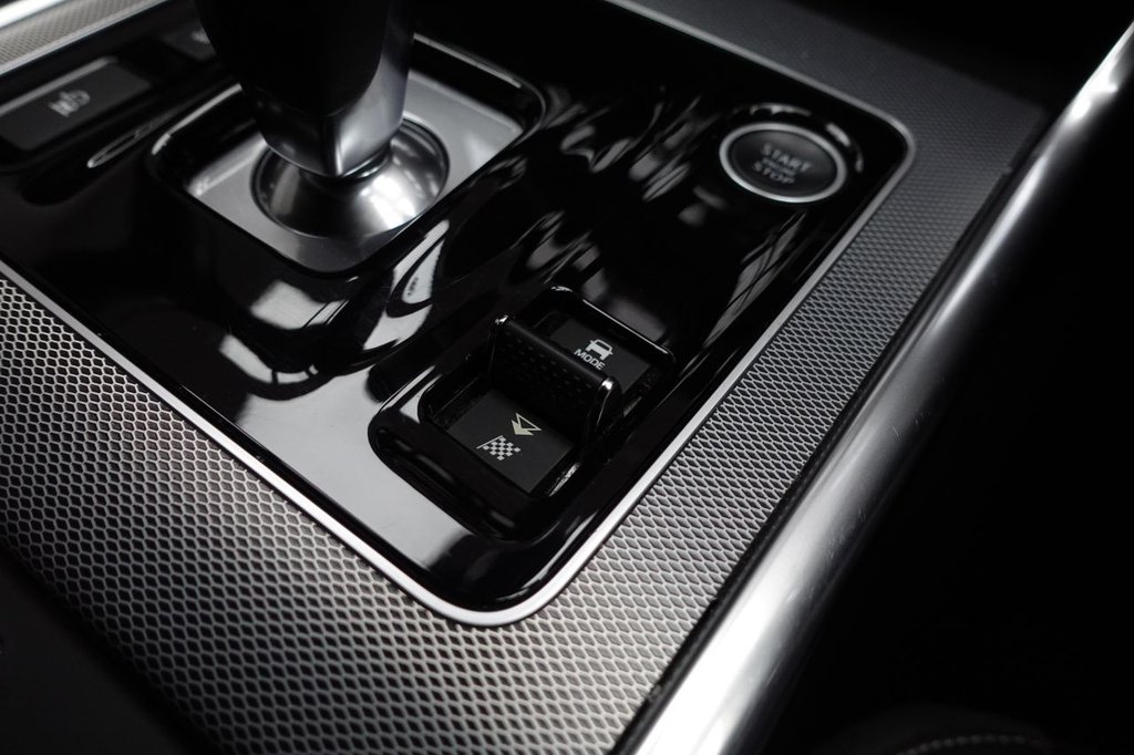 Used Jaguar XE 2019 for sale - 76685868: Photo 43