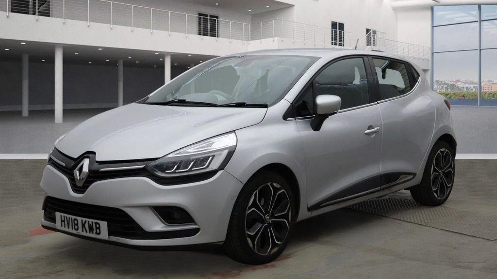 Used Renault Clio 2018 for sale - 77693283: Photo 2