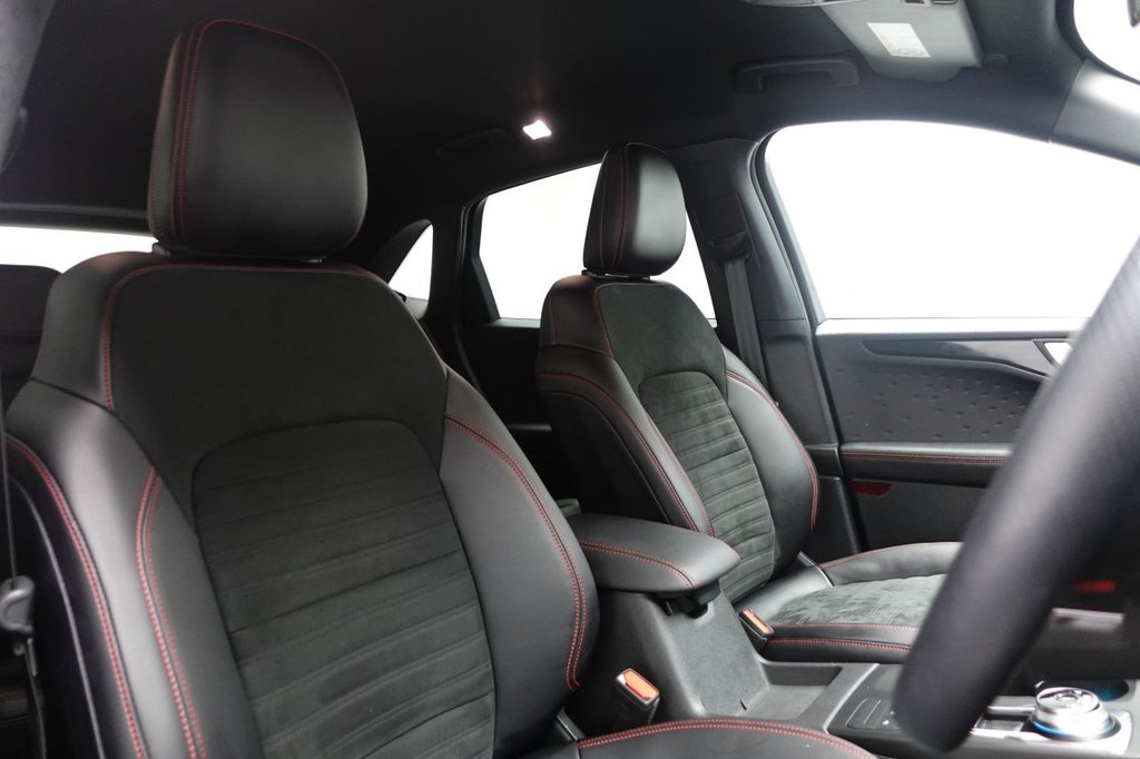 Used Ford Kuga 2021 for sale - 76962062: Photo 2