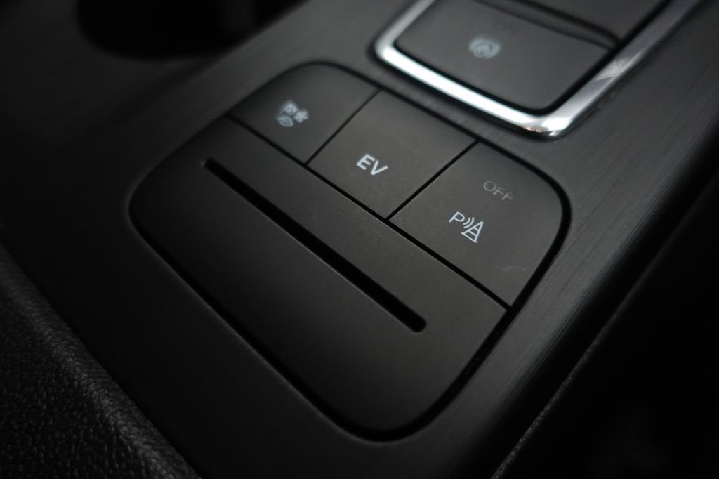 Used Ford Kuga 2021 for sale - 76962062: Photo 43