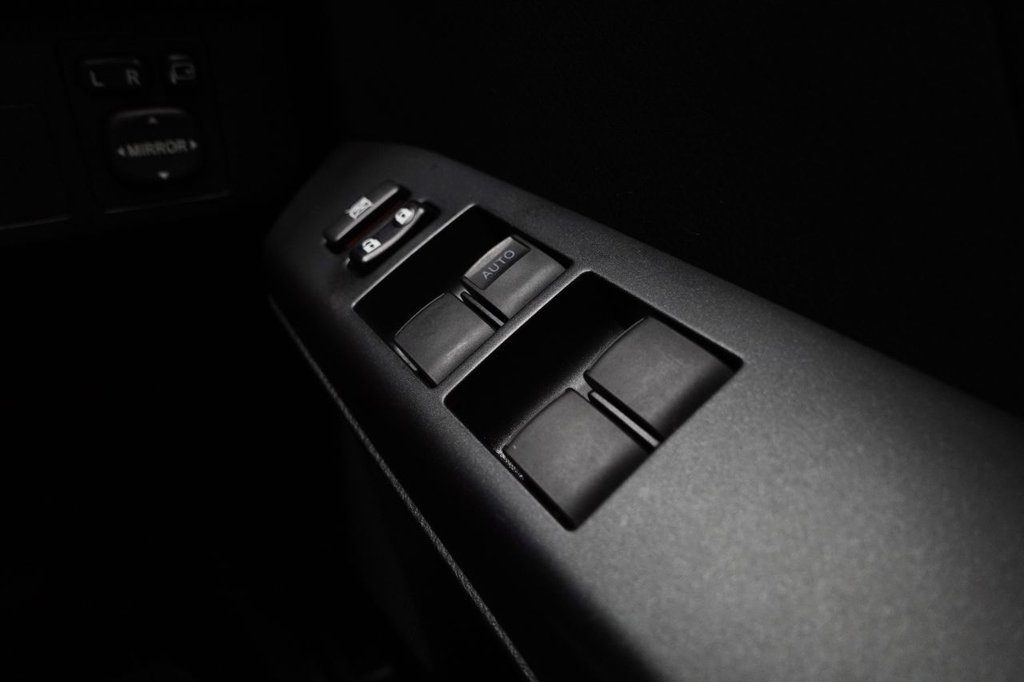 Used Toyota RAV4 2016 for sale - 76368029: Photo 40