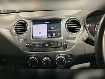 Used Hyundai i10 2019 for sale - 77583466: Photo