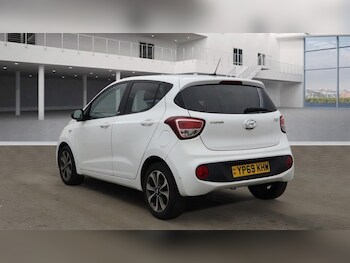 Used Hyundai i10 2019 for sale - 77583466: Photo