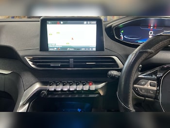 Used Peugeot 5008 2019 for sale - 77110782: Photo