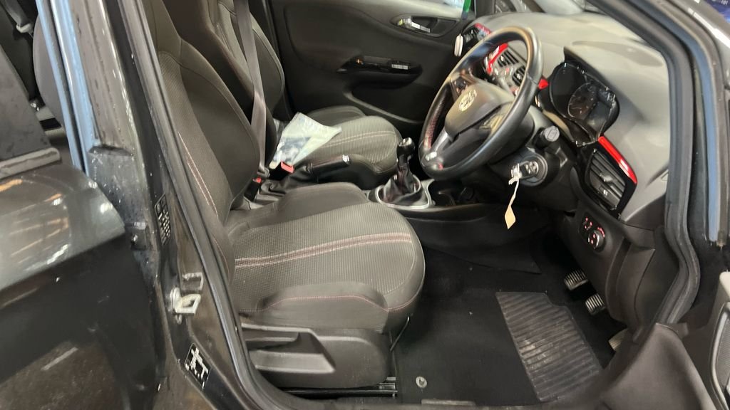 Used Vauxhall Corsa 2016 for sale - 77188195: Photo 3