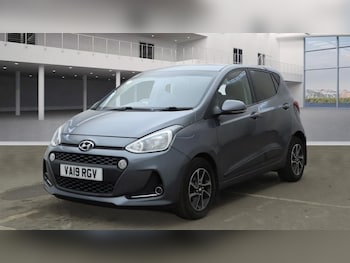Used Hyundai i10 2019 for sale - 77383992: Photo