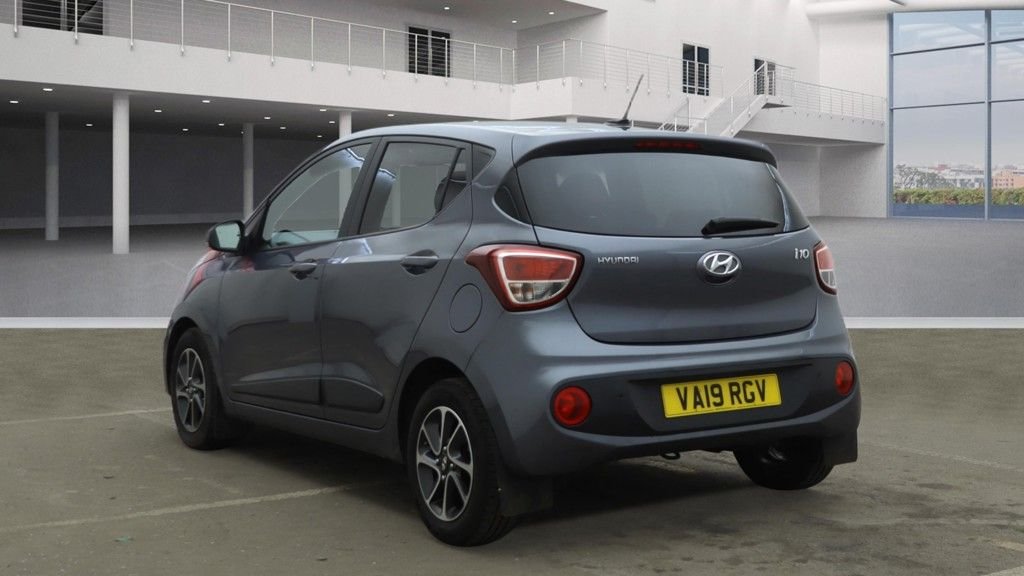 Used Hyundai i10 2019 for sale - 77383992: Photo 3