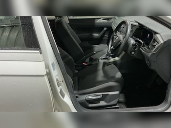 Used Volkswagen Polo 2020 for sale - 76923604: Photo