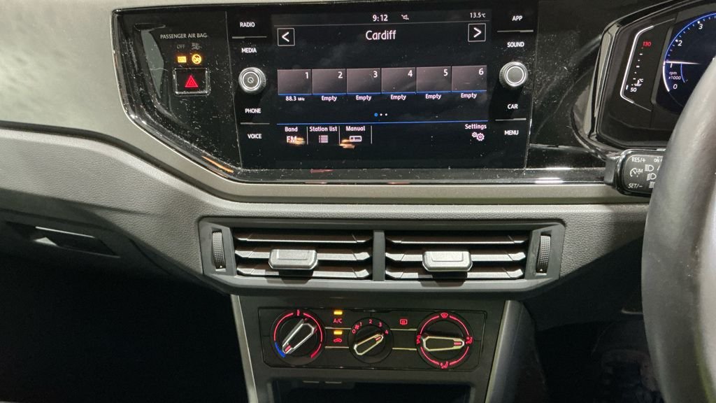 Used Volkswagen Polo 2020 for sale - 76923604: Photo 3