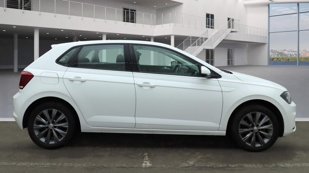 Used Volkswagen Polo 2020 for sale - 76923604: Photo 9